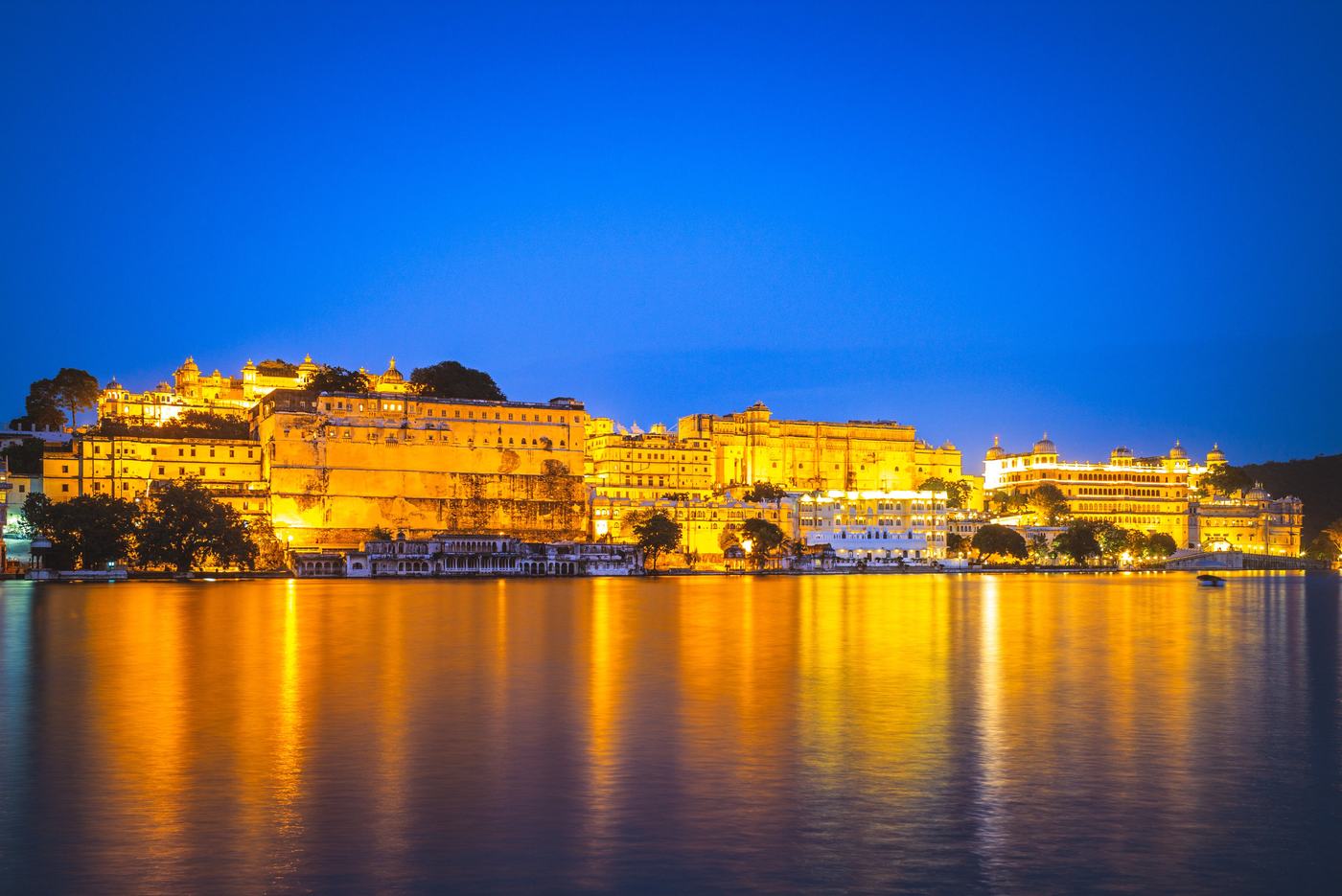Udaipur City Palace at night